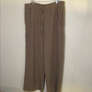 NWT PrettyLittleThing Brown Wide Leg Pants (Very long)